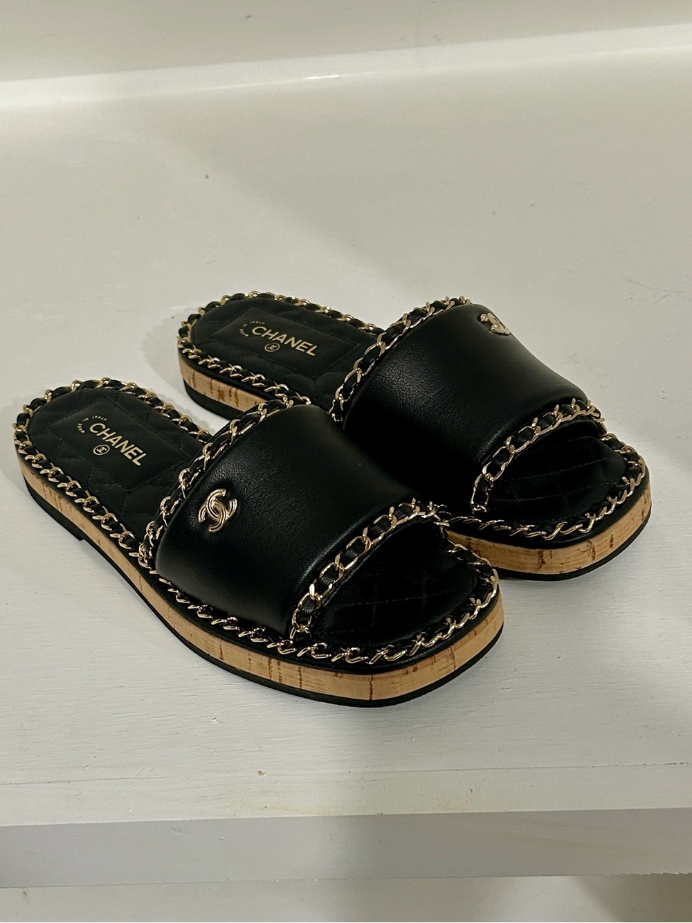 CHANEL 22C Black Lambskin Gold Chain CC Slide Mules Sandals 36 G38490